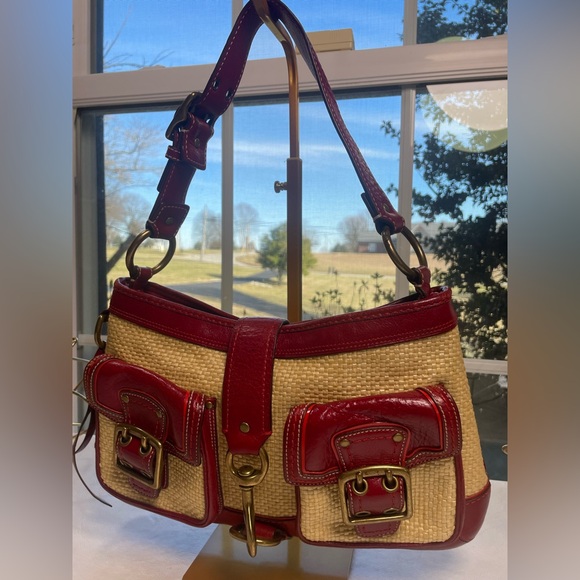Coach Y2K Legacy Buckle Straw Shoulder Bag with Red Patent Leather Trim - Picture 4 of 17
